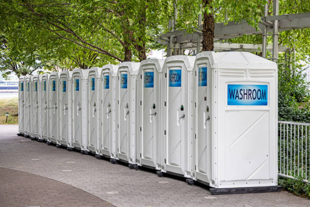 Portable bathroom rental in Mount Vernon, IA